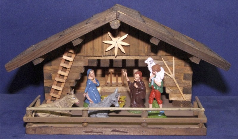 Weihnachtskrippe mit Schindeldach Weihnachtskrippe mit Schindeldach