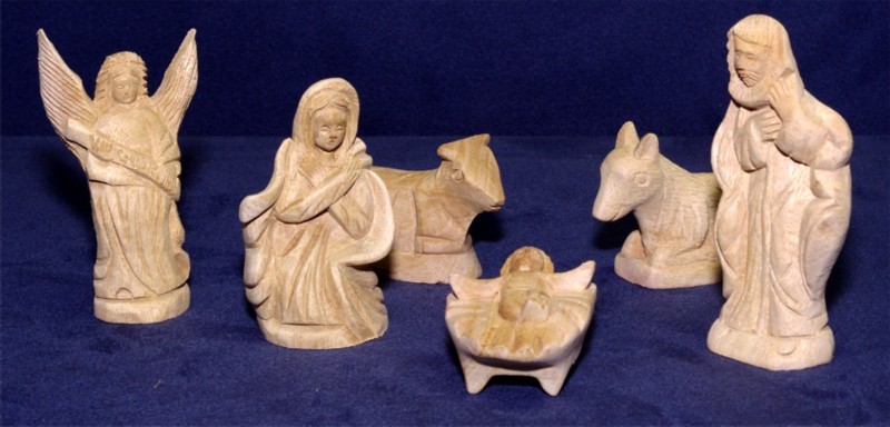 Unbemalte große Krippenfiguren   Maria, Josef und Jesus, Engel, Ochs und Esel