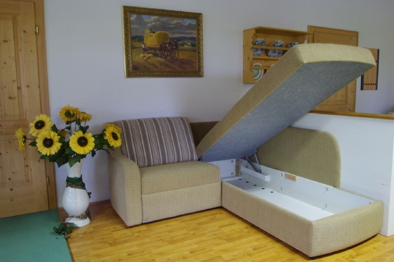 Sedda Doppelbett Couch Sprint grün Bettkasten offen